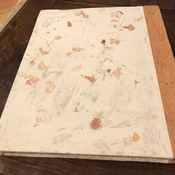 HANDMADE PHOTO ALBUM, SCRAPBOOK OR JOURNAL WITH HANDMADE PAPER - Picture 4 of 16